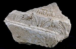 Fragment Cornice Decorated in Relief  
 Photographer:Mariana Salzberger
