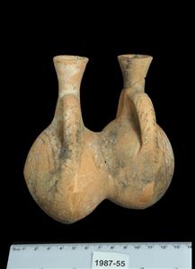 Pilgrim Flask Double
Photographer:Clara Amit