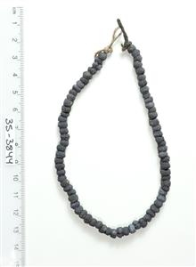Necklace  
 Photographer:Clara Amit