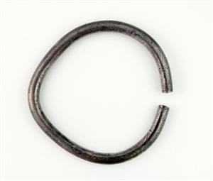 Bracelet Engraved 
 Photographer:Clara Amit