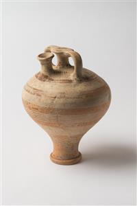 Stirrup Jar Mycenean 
 Photographer:Meidad Suchowolski