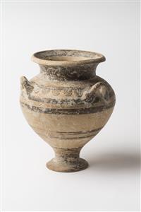 Piriform Vase Mycenean 
 Photographer:Meidad Suchowolski