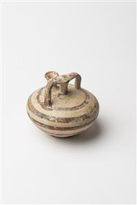 Stirrup Jar Mycenean 
 Photographer:Meidad Suchowolski