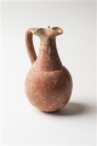 Jug Akhziv Ware 
 Photographer:Meidad Suchowolski