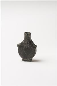 Pilgrim Flask Miniature
Photographer:Meidad Suchowolski