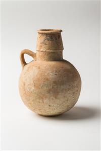 Jug Phoenician 
 Photographer:Meidad Suchowolski