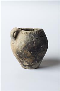Holemouth Jar Handled 
 Photographer:Meidad Suchowolski