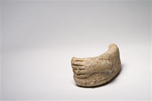 Sherd Plastic decoration 
 Photographer:Meidad Suchowolski