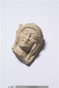 Head Statuette Semi-Divine/Divine Figure
Photographer:Meidad Suchowolski