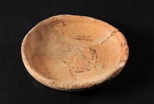 Vessel Lid  
 Photographer:Yolovitch Yael