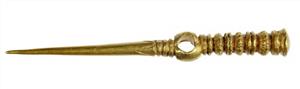 Toggle Pin Engraved 
 Photographer:Clara Amit