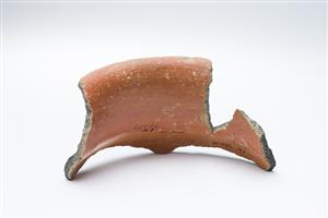 Rim Bowl Khirbet Kerak  
 Photographer:Meidad Suchowolski