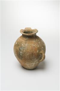 Jar Engraved 
 Photographer:Meidad Suchowolski