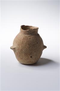 Pillar-Handled Jar Net Pattern
Photographer:Meidad Suchowolski