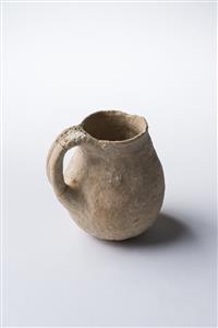 Juglet  
 Photographer:Meidad Suchowolski
