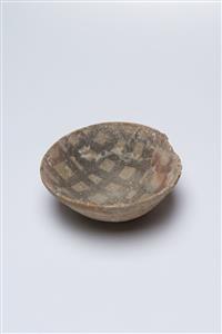 Bowl Painted 
 Photographer:Meidad Suchowolski