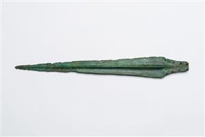 Dagger  
 Photographer:Meidad Suchowolski