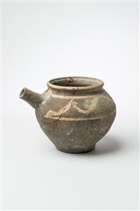 Teapot Megiddo Family
Photographer:Meidad Suchowolski