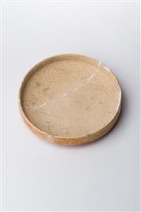 Platter Slipped Red 
 Photographer:Meidad Suchowolski