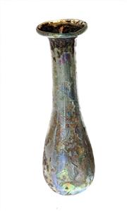 Small Bottle  
 Photographer:Clara Amit