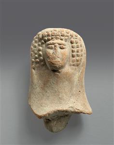 Head Figurine Female Figure  
 Photographer:Clara Amit