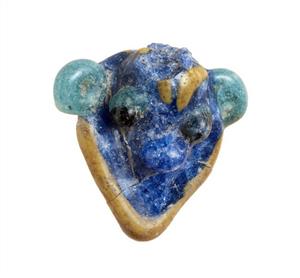 Pendant Zoomorphic 
 Photographer:Clara Amit