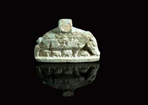 Amulet Zoomorphic 
 Photographer:Clara Amit