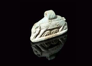 Amulet Zoomorphic 
 Photographer:Clara Amit
