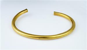 Bracelet Engraved
Photographer:Clara Amit