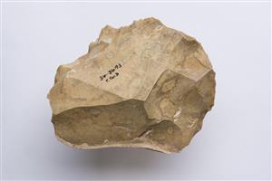 Flint Tool Bifacial 
 Photographer:Meidad Suchowolski
