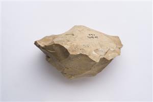 Flint Tool Bifacial
Photographer:Meidad Suchowolski