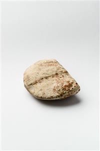 Figurine Engraved 
 Photographer:Meidad Suchowolski