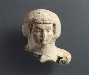 Head Pillar figurine Female Image  
 Photographer:Clara Amit