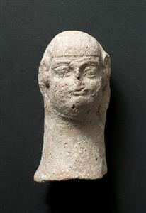 Head Pillar figurine Female Image  
 Photographer:Clara Amit
