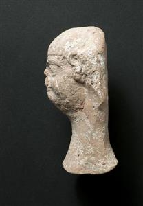 Head Pillar figurine Female Image  
 Photographer:Clara Amit