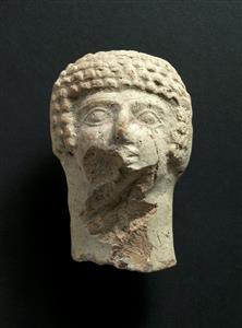 Head Pillar figurine Female Image  
 Photographer:Clara Amit