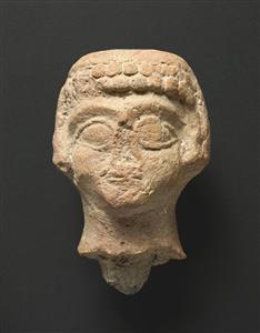Head Pillar figurine Female Image
 Photographer:Clara Amit