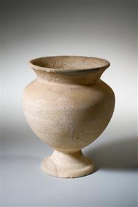 Goblet  
 Photographer:Meidad Suchowolski