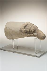 Rhyton Zoomorphic 
 Photographer:Meidad Suchowolski