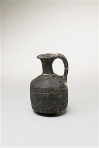 Juglet Double Handled 
 Photographer:Meidad Suchowolski