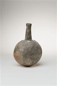 Pilgrim Flask Base Ring II 
 Photographer:Meidad Suchowolski