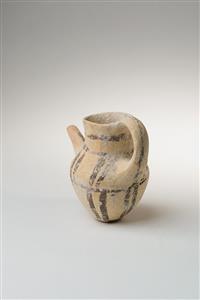 Teapot Cypriote 
 Photographer:Meidad Suchowolski