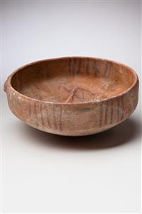 Bowl Decorated with animal figures 
 Photographer:Meidad Suchowolski