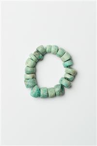Necklace  
 Photographer:Meidad Suchowolski