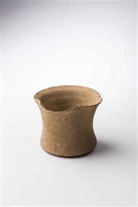 Goblet Pinched Spout 
 Photographer:Meidad Suchowolski