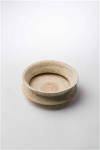 Carinated Bowl (twice) Eggshell 
 Photographer:Meidad Suchowolski