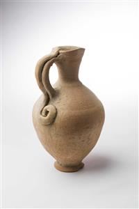 Jug Double Handled 
 Photographer:Meidad Suchowolski