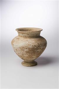 Jericho Vase  
 Photographer:Meidad Suchowolski