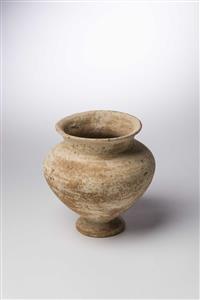 Jericho Vase  
 Photographer:Meidad Suchowolski