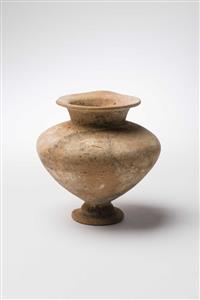 Jericho Vase  
 Photographer:Meidad Suchowolski